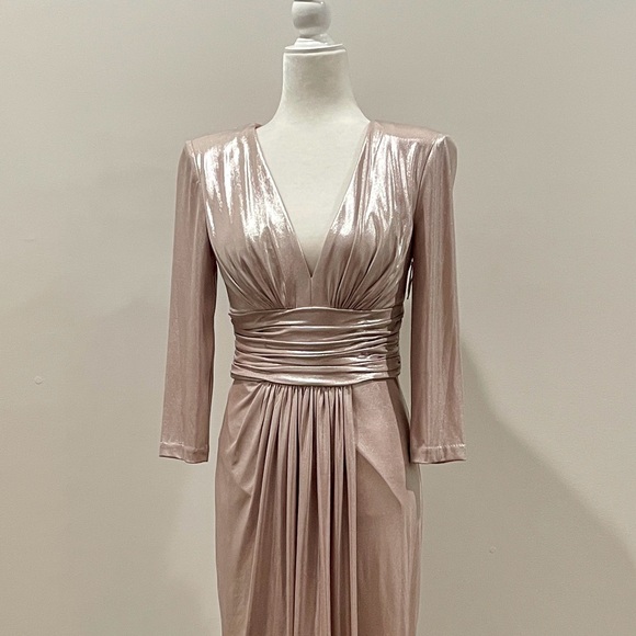 Vince Camuto Shimmer Dress 👠Host Pick👗 - Picture 6 of 9